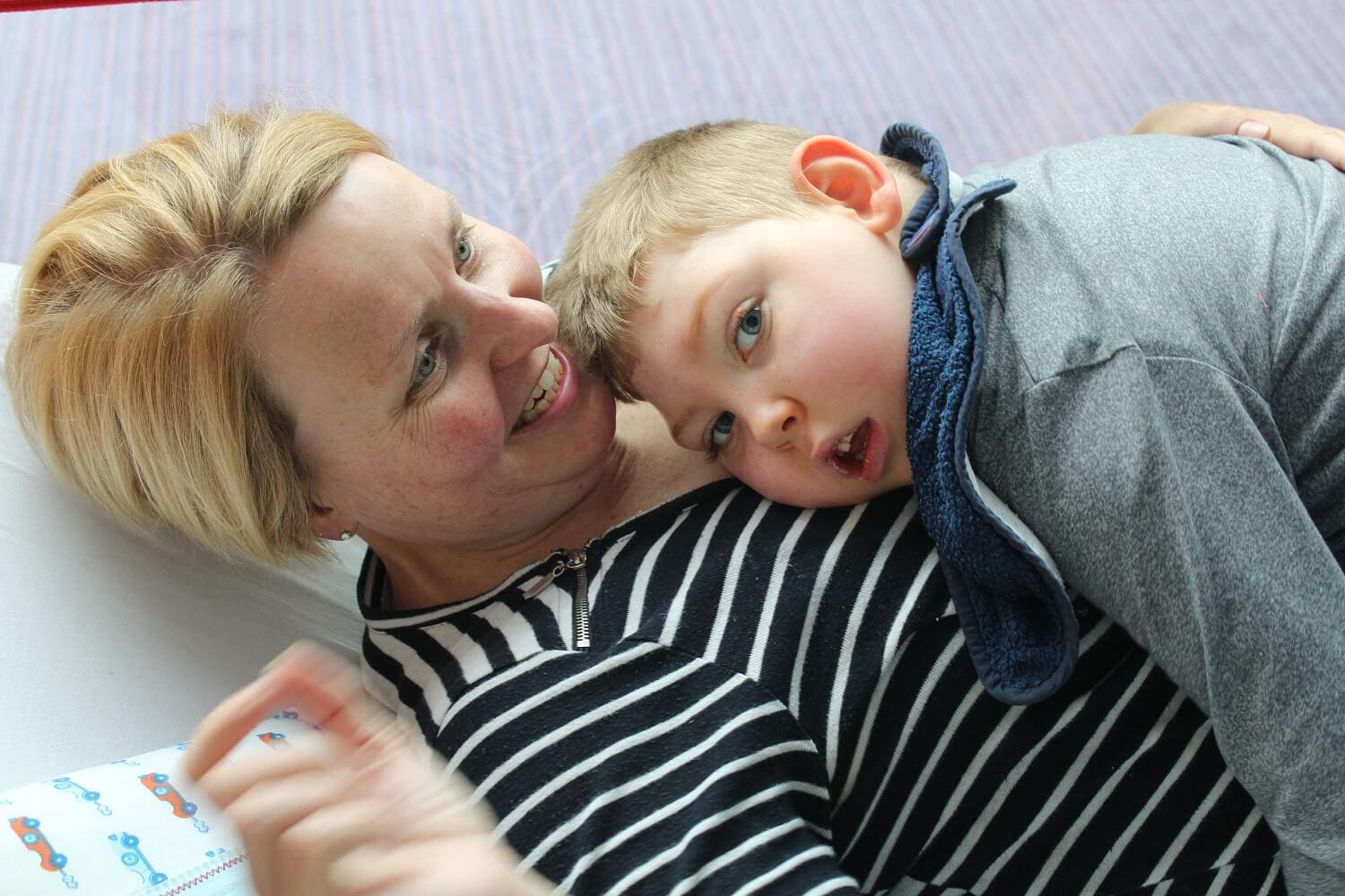 josh-with-his-mum-at-helen-and-douglas-house-local-hospice-oxford josh with his mum at HDH_1500x1000