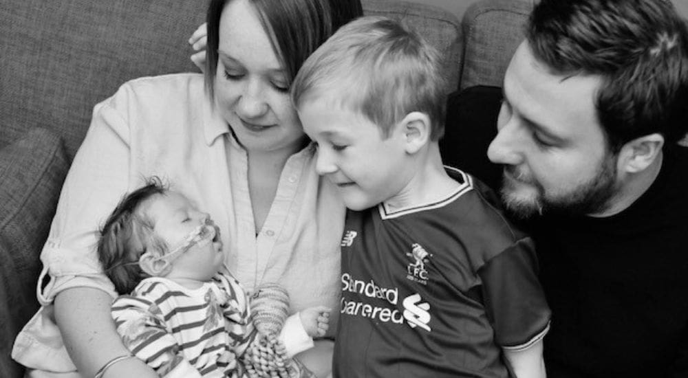 mum-ellie-with-her-family
